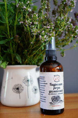 Гидролат из свежей розы